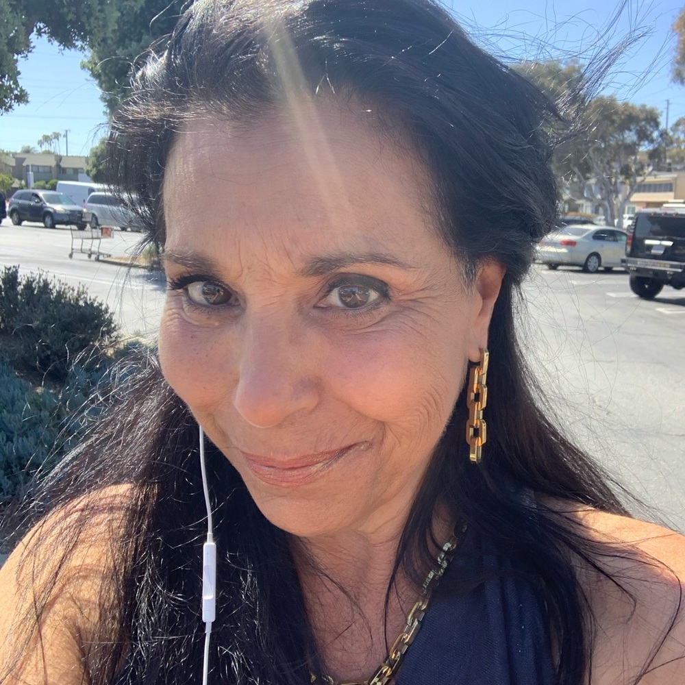 Meet your Posher, Julie